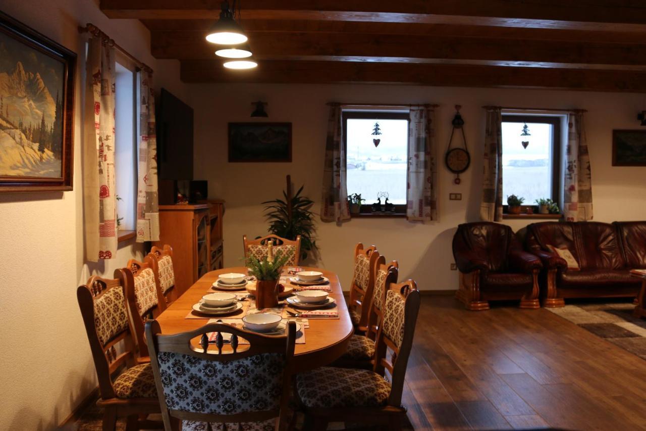 Pinus Cembra Villa Stara Lesna Bagian luar foto
