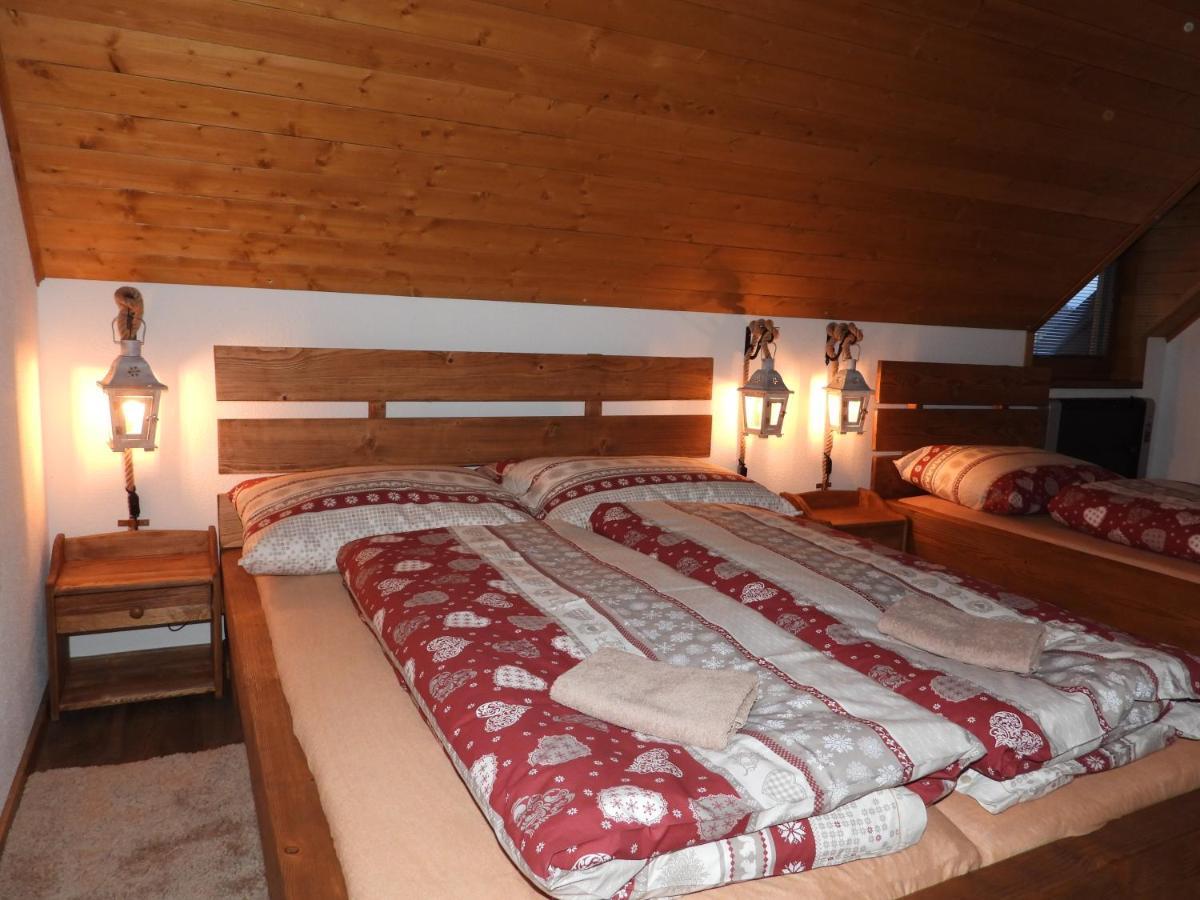 Pinus Cembra Villa Stara Lesna Bagian luar foto