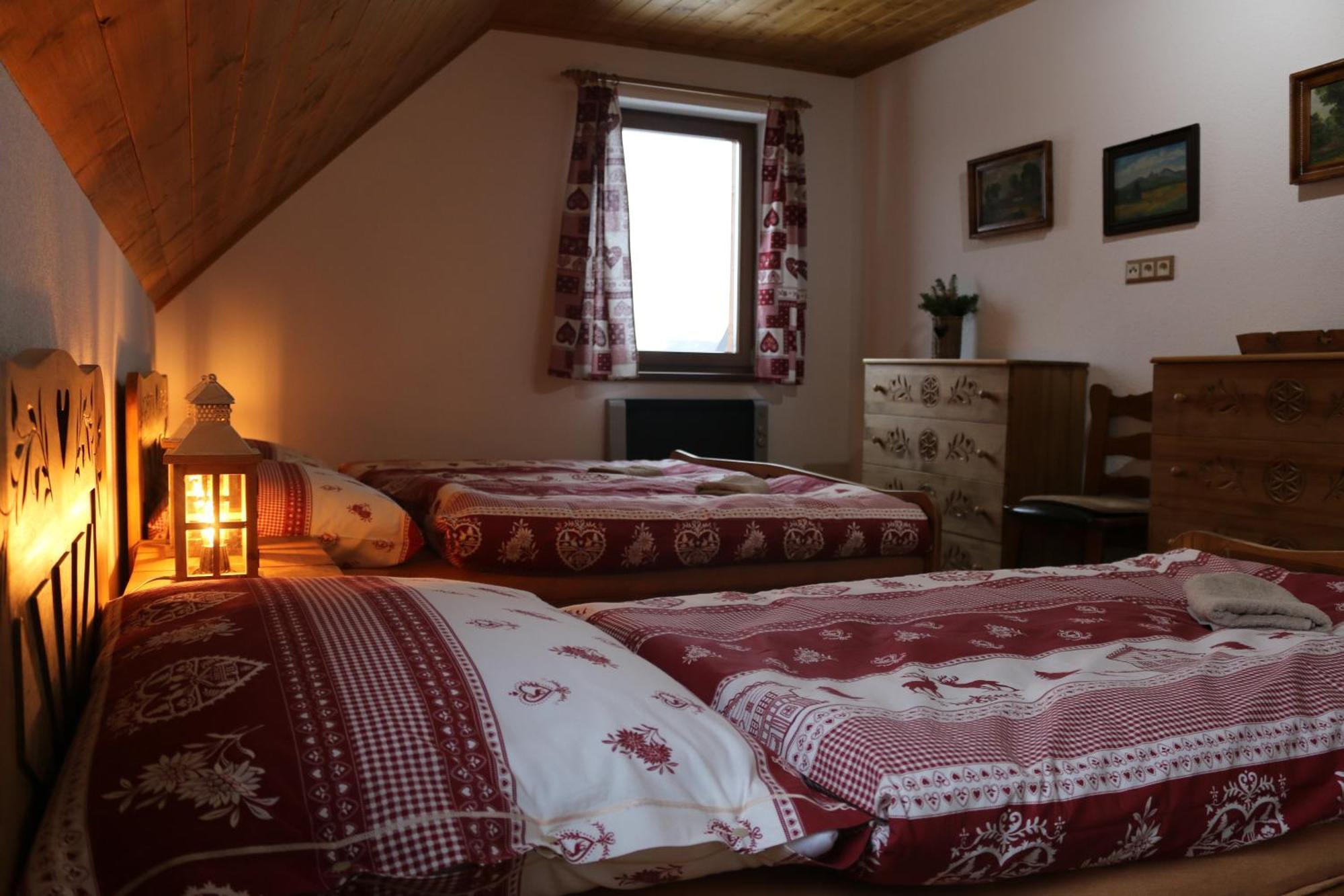 Pinus Cembra Villa Stara Lesna Bagian luar foto