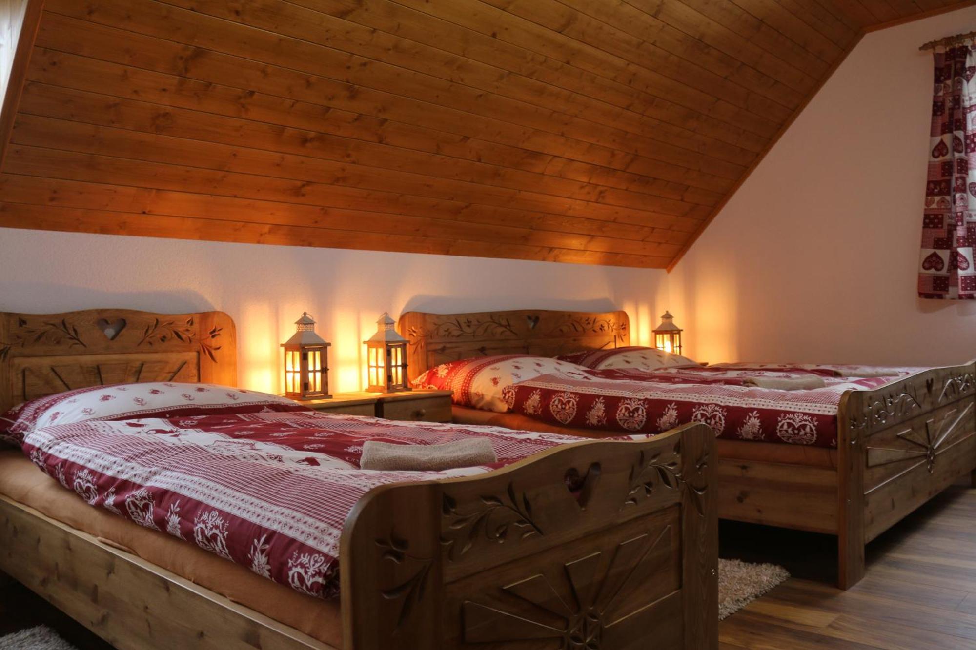 Pinus Cembra Villa Stara Lesna Bagian luar foto