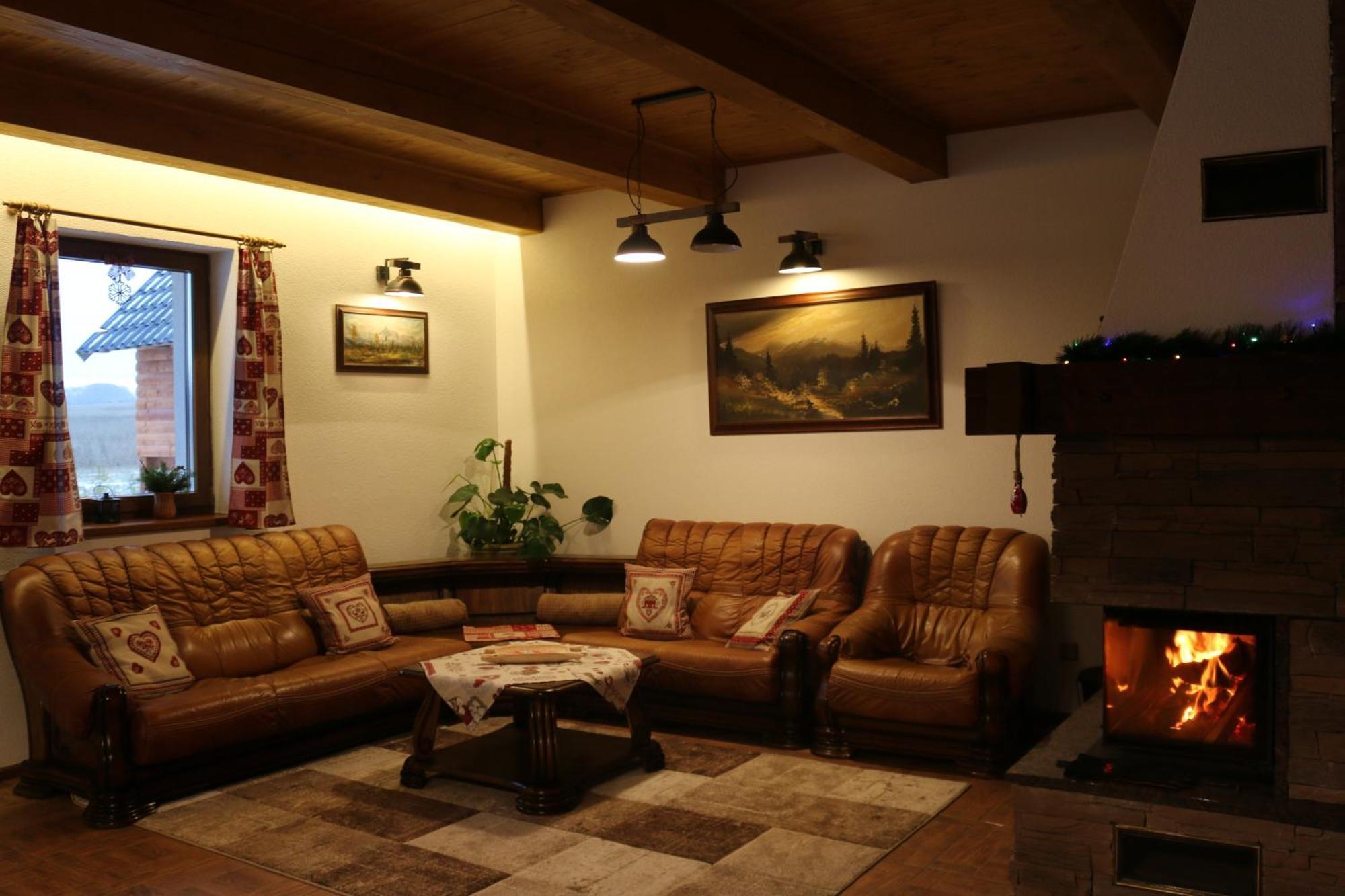 Pinus Cembra Villa Stara Lesna Bagian luar foto
